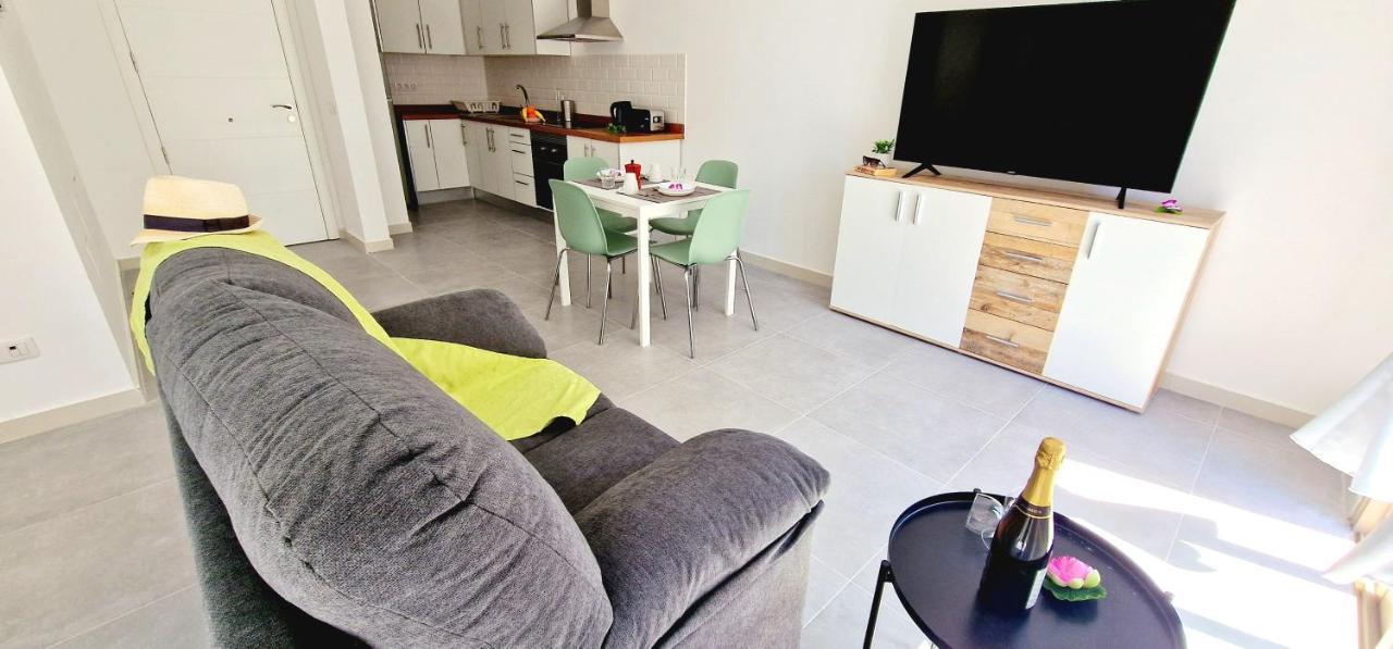 Apartamentos Playa San Juan & Wifi Free Ґія-де-Ісора Екстер'єр фото