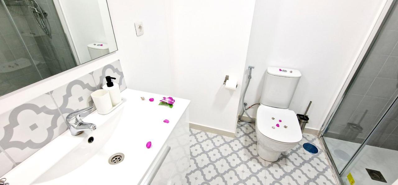 Apartamentos Playa San Juan & Wifi Free Ґія-де-Ісора Екстер'єр фото